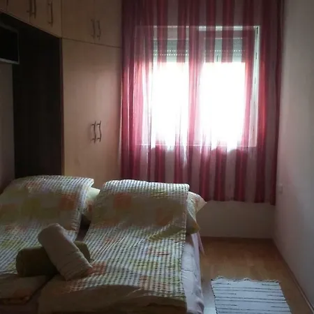 Juli Vendeghaz Guest house *
